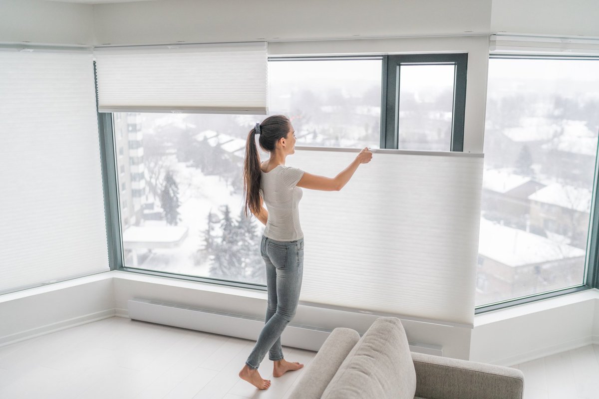 Window Coverings That Block Out the Summer Heat
